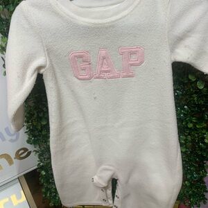 GAP Infant Soft White Apparel